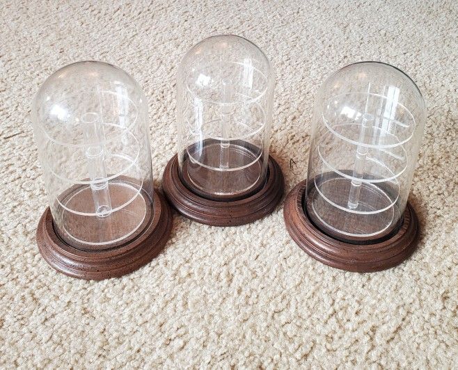 3 Thimble dome displays
