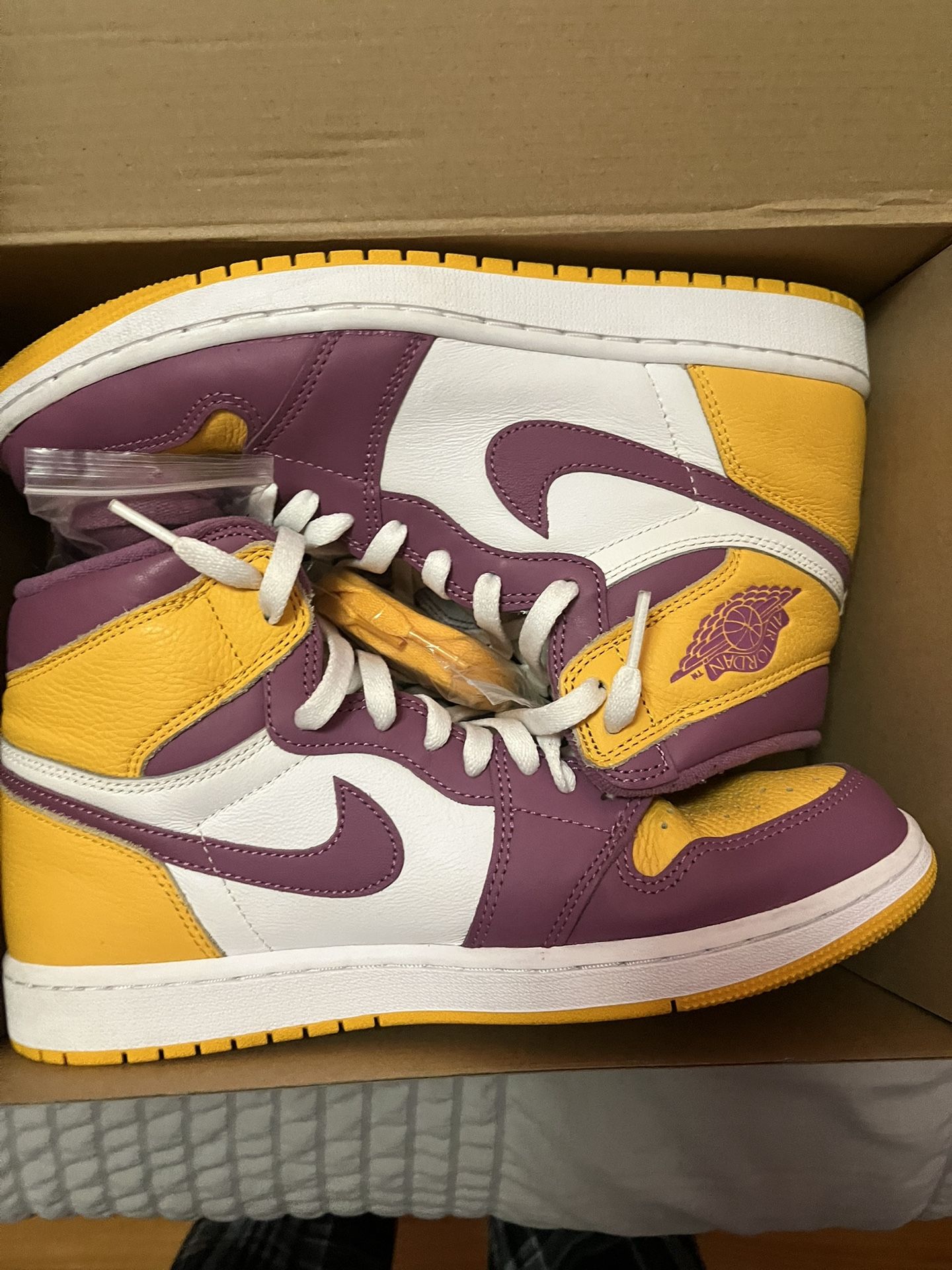 Jordan 1 Retro High OG ‘Brotherhood’