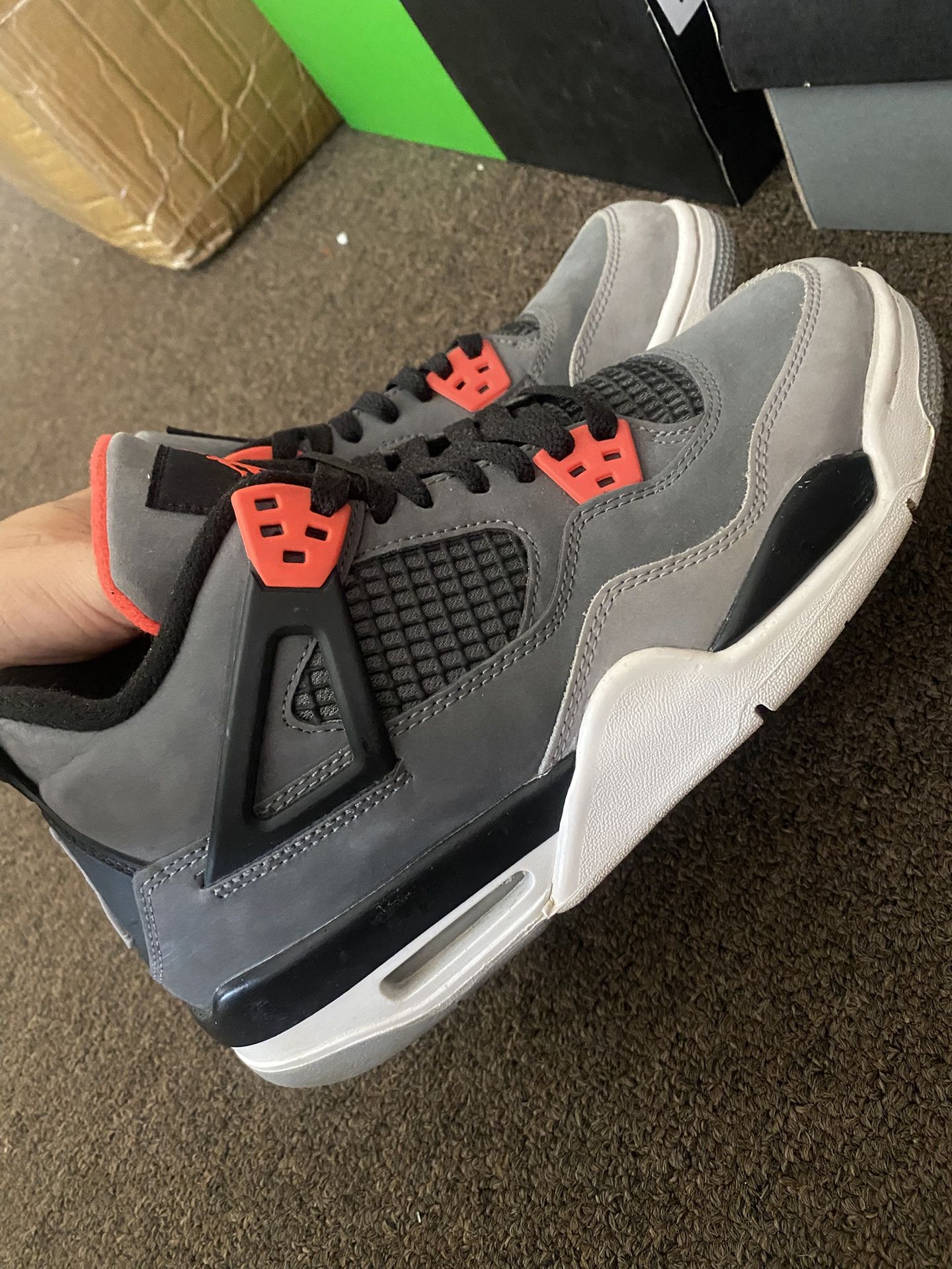 jordan 4’s infared size 7y