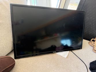 Toshiba 32’ Flat Screen TV