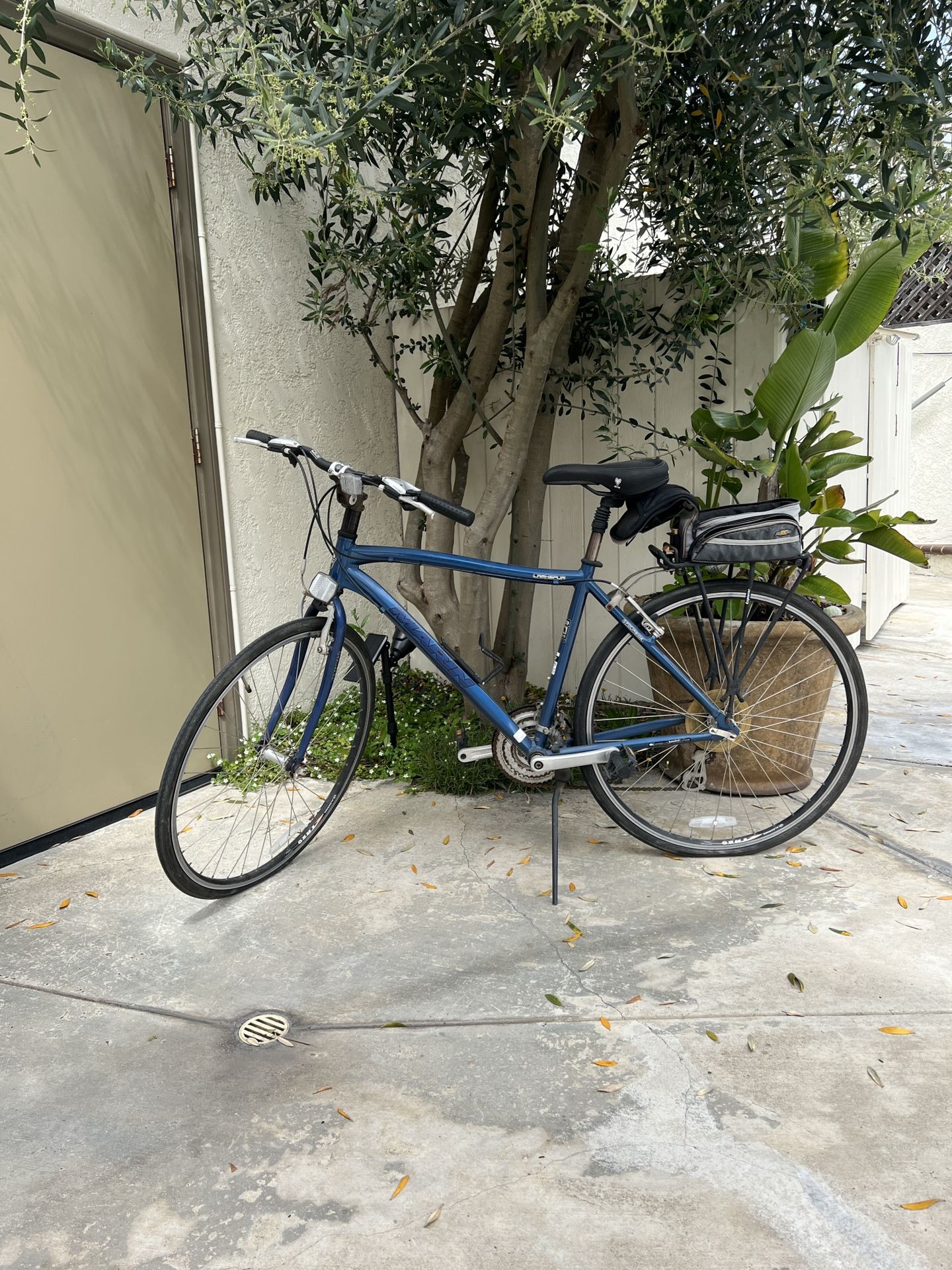 Marin Larkspur Hybrid Bike