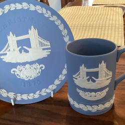 Wedge wood Christmas Plate & Mug. 1975