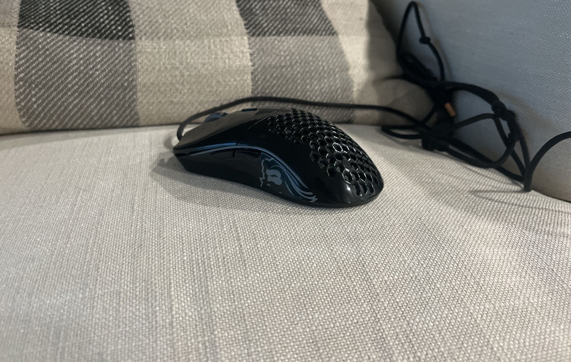Glorious Model O