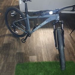 Ozark Trail Mountain Bike