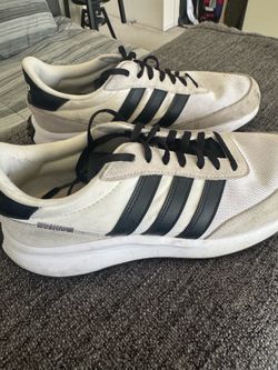 ADIDAS RUN 70S 2.0 SHOES (Size 9)