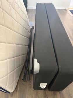 Cal Kind mattress & box spring