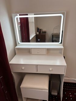 White Vanity Table Desk with LED Lighted Mirror & Ottoman Stool