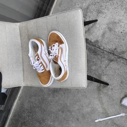 Size 10 With Box Vans