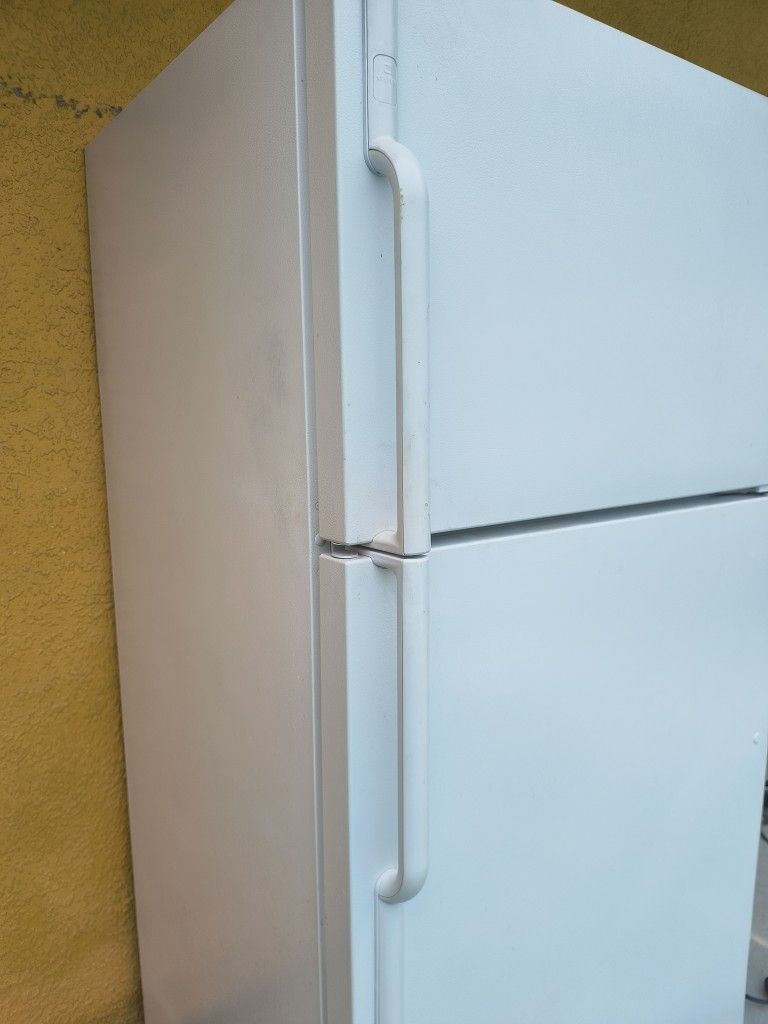 Maytag Refrigerator. 33 In Wide And 66 In High
