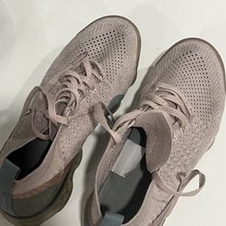 Nike Shoes Size 6.5 Bakersfield 