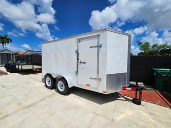 Trailer 6x12 "2020" in excellent condition, pulls amazing no leaks 6ft height interior clean documentation in hand ✋️ READ DESCRIPTION FIRST, LEA PRIM