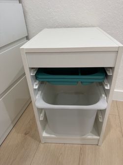 Crafty cubby
