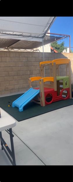 Playground tiles