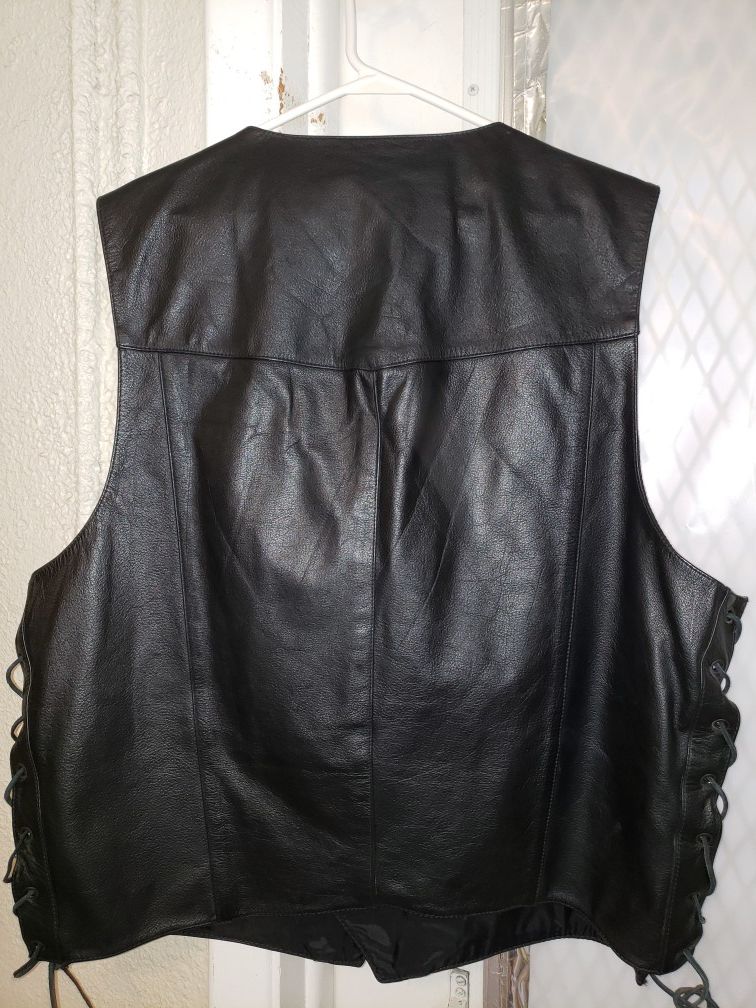 Men's leather riding Vest