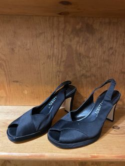 Sam and Libby women’s heels size 7.5 -3$