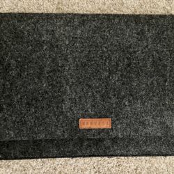 15” Laptop Case