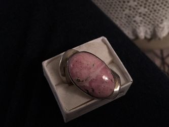 Massive rhodochrosite ring