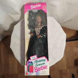 Vintage New 1996 Holiday Christmas Black Barbie Doll NIB