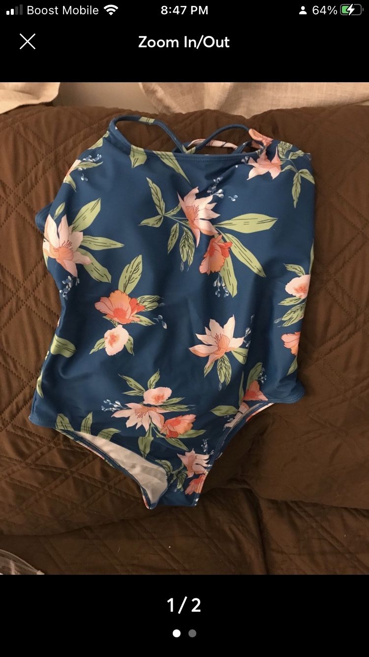 New Women One Piece Swimsuit Size Large 12-14