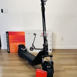 NIU - KQi 300P Foldable Electric Kick Scooter w/ 40 mi Max Range & 20 mph Max Speed - Black