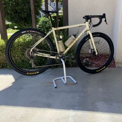 Used gravel online bike for sale