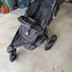 Bob Jogger Stroller - Revolution 