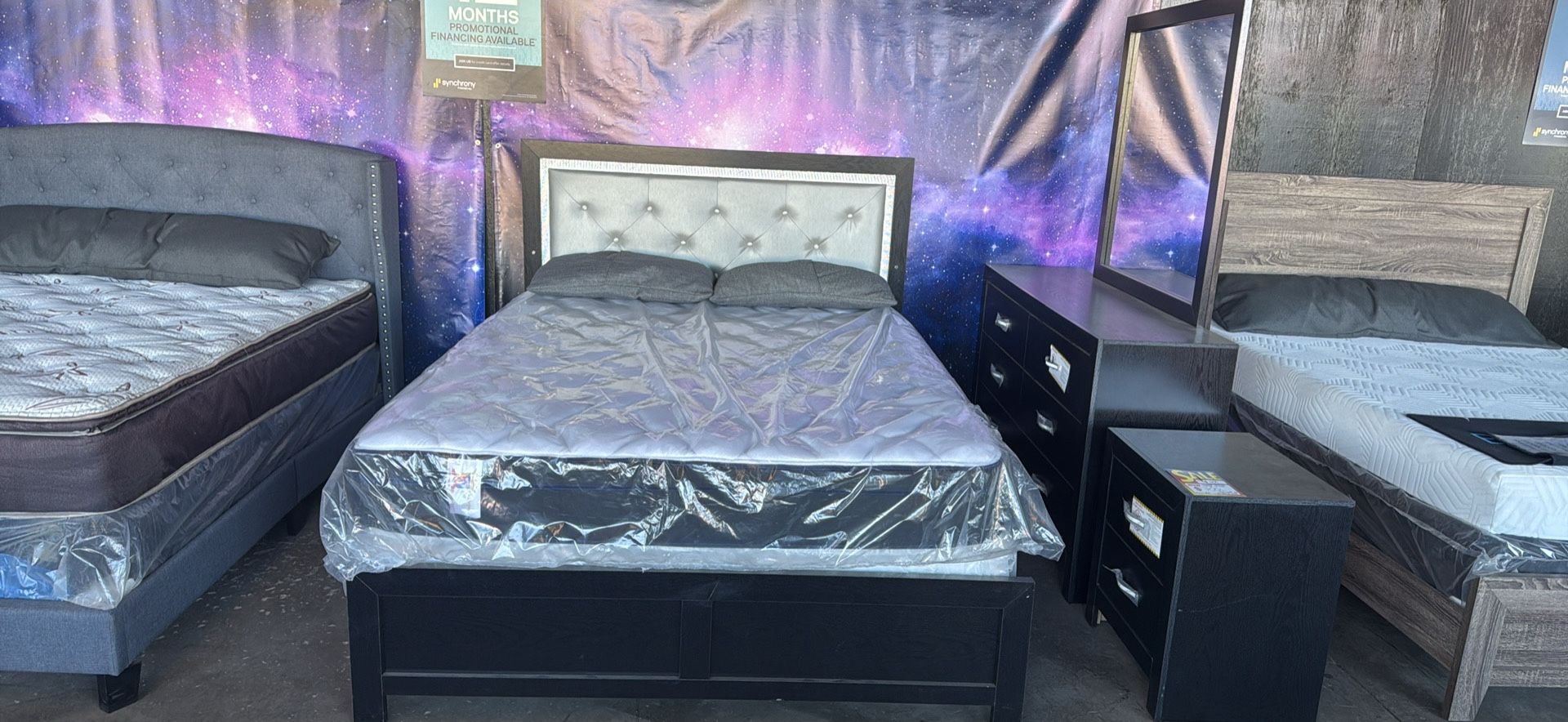 🇺🇸 NEW!! 4pc Bedroom Sets STILL IN BOX 📦 Delivery Avail 🚛🇺🇸