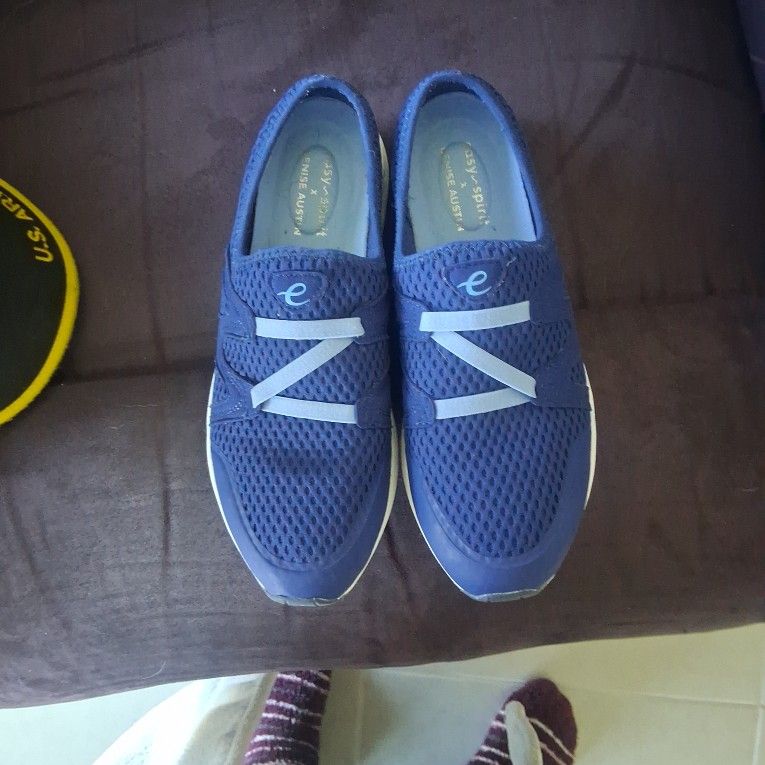 Easy Spirit Sneakers 7 1/2