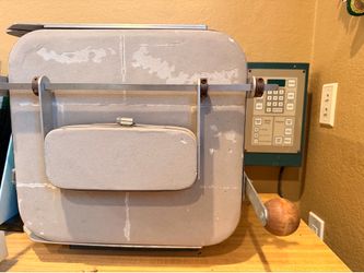 Skutt Automatic Kiln w/door for annealing glass beads