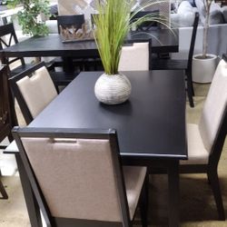 Beautiful 5 PC Dining Set With Beige Cushion Chair (New)