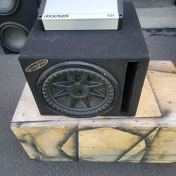 UNA BOCINA Y AMPLIFIER