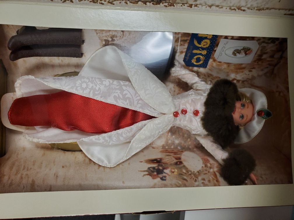 Holiday Memories 1910 Barbie New in Box
