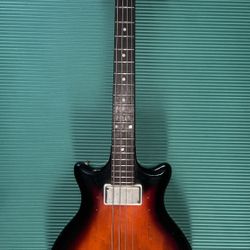 Airline Pocket Bass guitar 