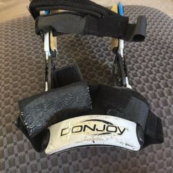 Adjustable Knee Brace