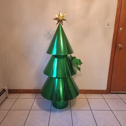 Bath & Body works Xmas tree