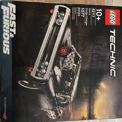Dom’s Dodge Charger Lego 42111