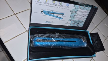 Flat iron