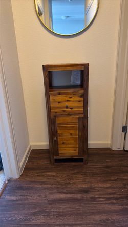 Tall accent table