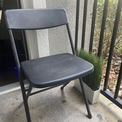 Handy Chair