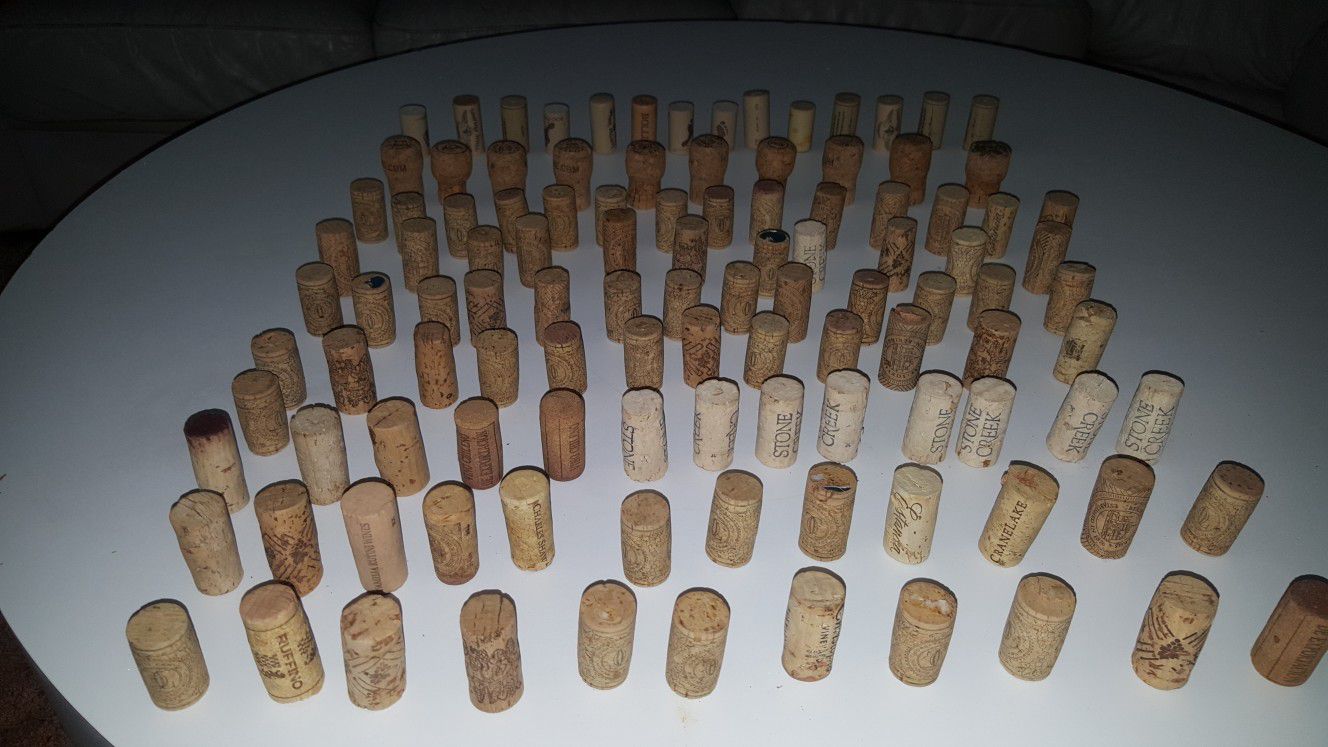 Cork Collection about 100 Corks