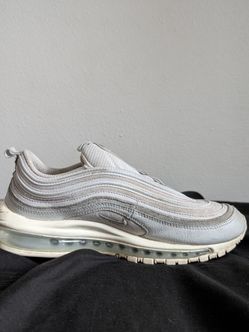 Nike AirMax 97 Light Grey (SIZE 7.5 MENS)
