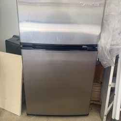 Mini Refrigerator