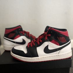 Jordan 1 Mid Size 10