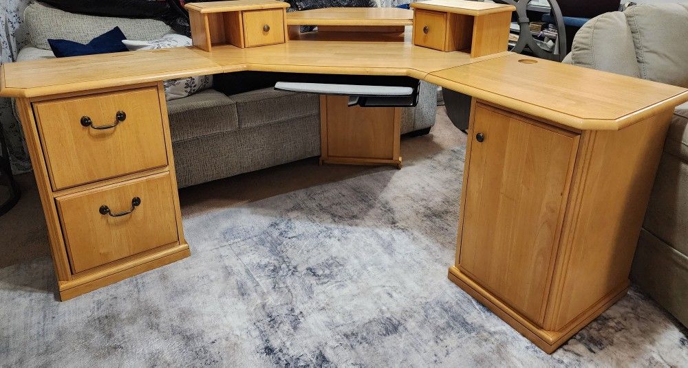 Gorgeous Solid Maple Wood 6PC Corner Desk with Pull Out Keyboard Tray
