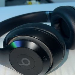Beats Studio Pro