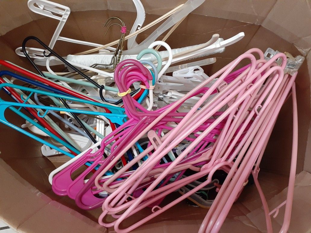 Hangers various sizes - used