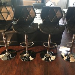 Brand New Set Of 4 Black Bar Stools (Prestige ) / Black Pub Stools / Adjustable Height And Swivel / Price Is Firm / Pick Up Only / NEW IN 📦