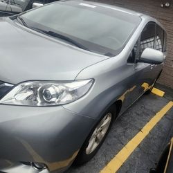 2014 Toyota Sienna 