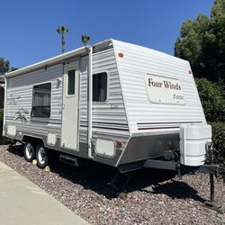 23' Four Winds Express Lite 18B Camper by Thor