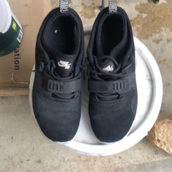 Nike SB. Size 10